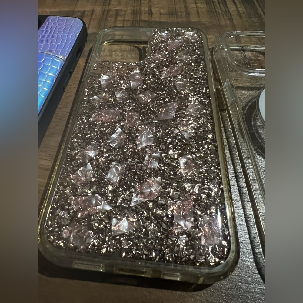 iPhone 13Pro cases - Picture 3 of 3